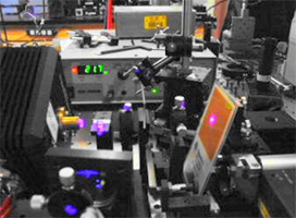 情報通信時代を支える最先端の電子工学技術をまなぶ