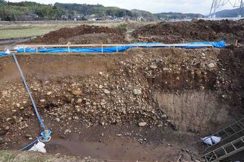 トレンチ掘削調査（2016年熊本地震）